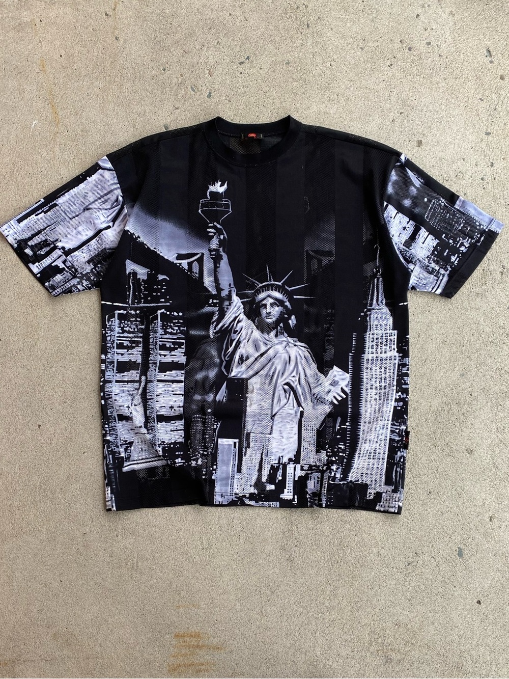 90s Vintage Sword Statue of Liberty Jersey Shirt